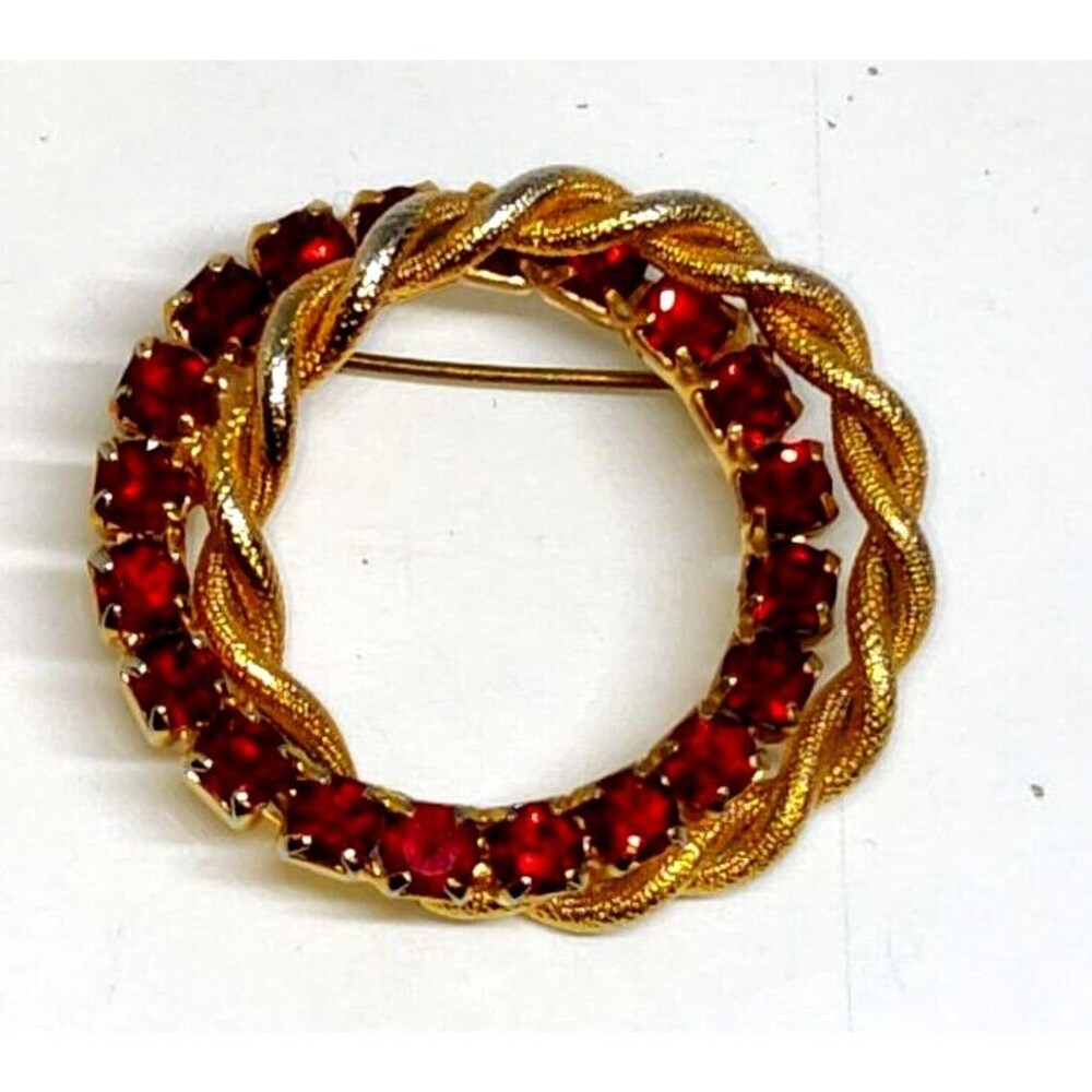 Vtg Unsigned Goldtone Double Circle Twisted Red Ruby Garnet Rhinestones